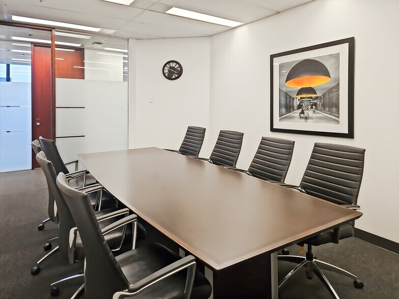 More Photos Of 701 W Georgia St, Vancouver Coworking Space