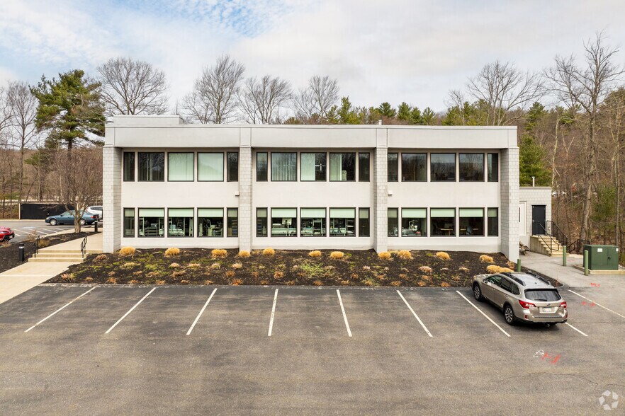 More Photos Of 360 Church St, Northborough Office For Sale