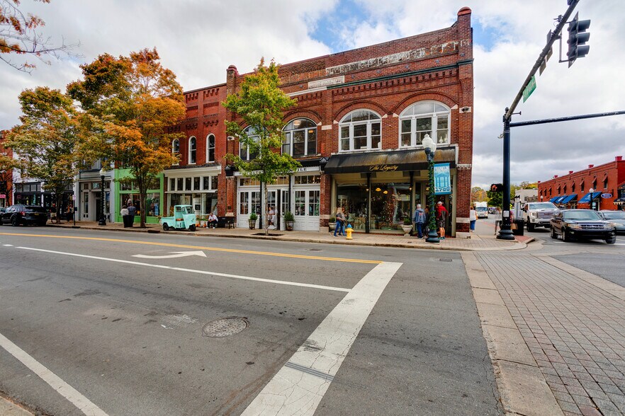 More Photos Of 345 Main St, Franklin Storefront Retail Office For Sale