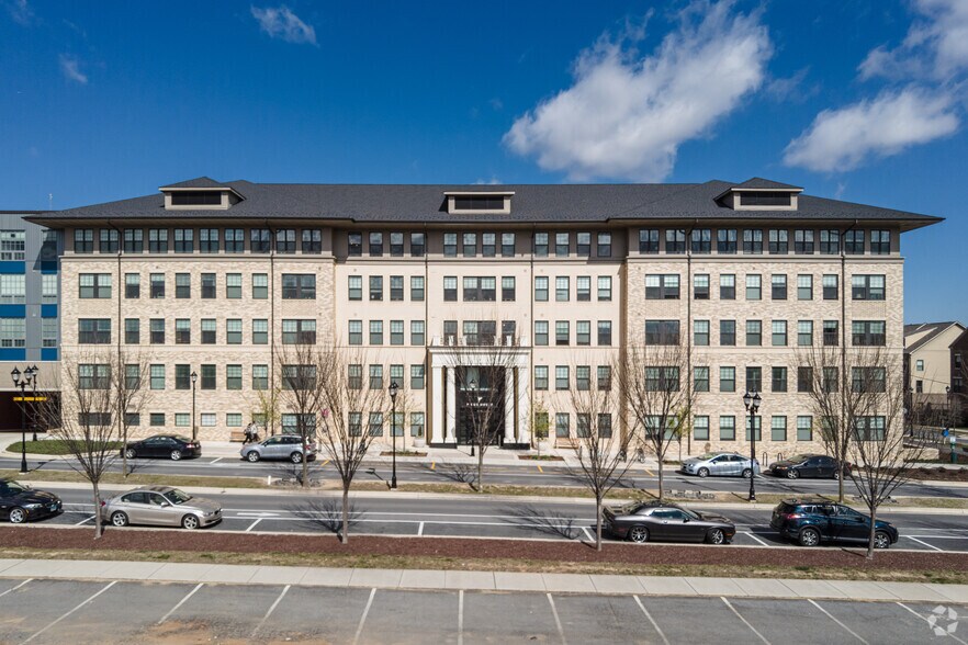 More Photos Of 4650 Van Buren St, Riverdale Park Apartments For Lease