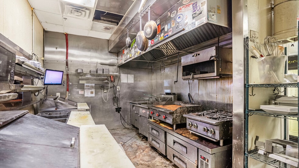 More Photos Of 3840 Highway 42, Locust Grove Restaurant For Sale