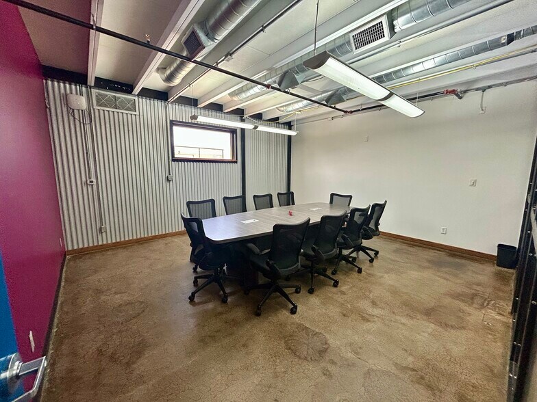 More Photos Of 6510 Bourgeois Rd, Houston Coworking Space