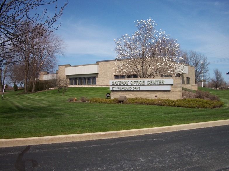 Primary Photo Of 9711 Valparaiso Dr, Munster Office For Lease