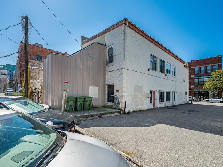 More Photos Of 58 Broadway St, Asheville Storefront Retail Residential For Sale