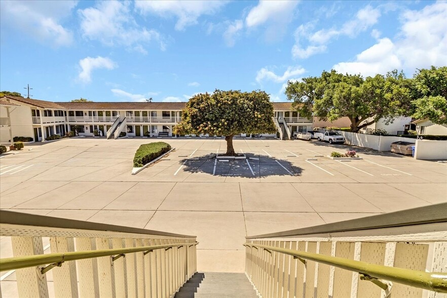 More Photos Of 1013 Front St, Soledad Hotel For Sale