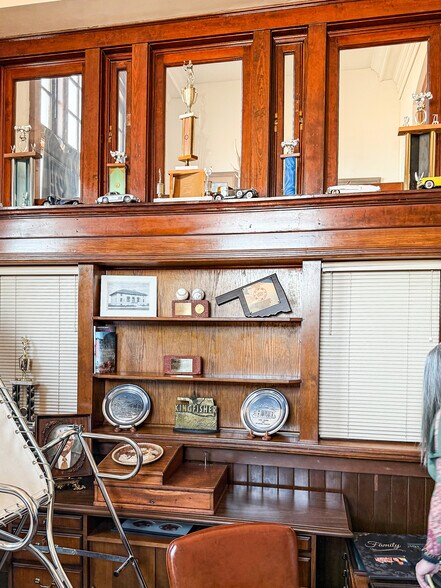 More Photos Of 406 N Main St, Kingfisher Office For Sale