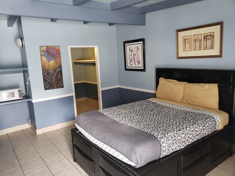 More Photos Of 1506 Las Vegas Blvd S, Las Vegas Hotel For Sale