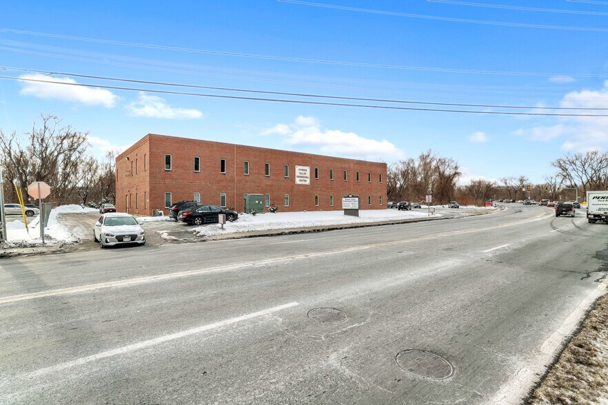 More Photos Of 65 Springfield Rd, Westfield Medical For Lease