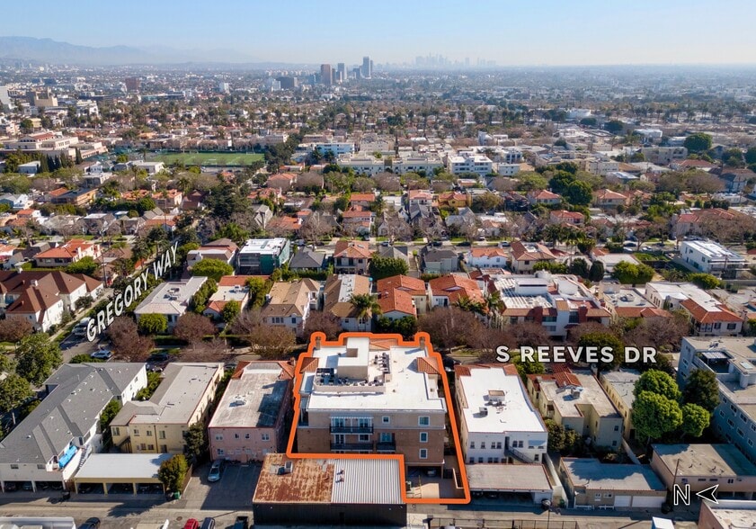 More Photos Of 313 S Reeves Dr, Beverly Hills Apartments For Sale