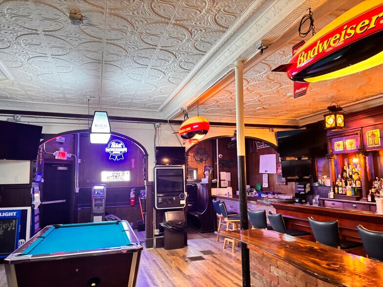 More Photos Of 139 Grand St, Worcester Storefront Retail Residential For Sale