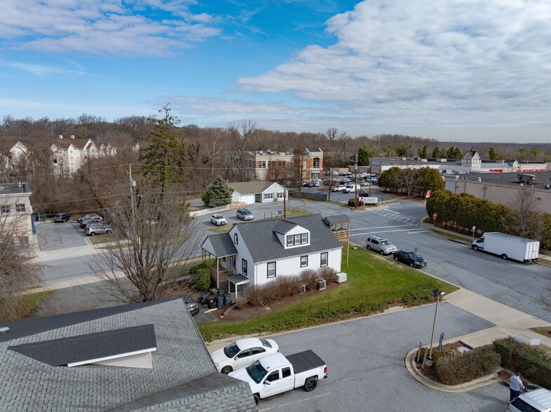 More Photos Of 18200 Hillcrest Ave, Olney Office For Sale