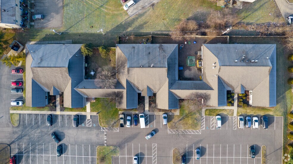 More Photos Of 5957-6011 Cleveland Ave, Columbus Medical For Lease