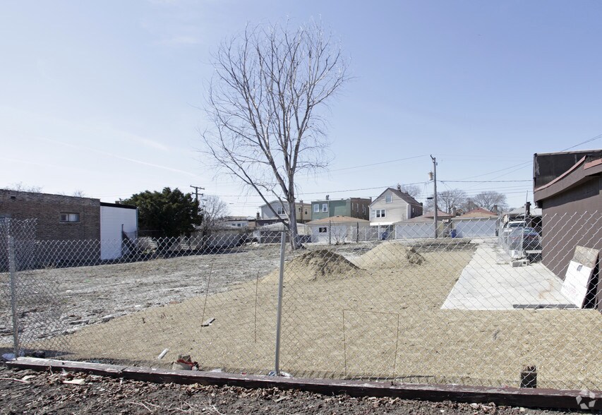 More Photos Of 1308-1314 S Central Ave, Cicero Land For Sale