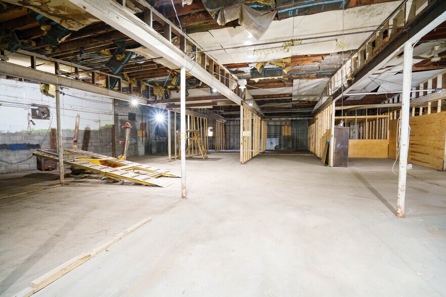 More Photos Of 1125 Mitchell Rd, Schenectady Warehouse For Sale