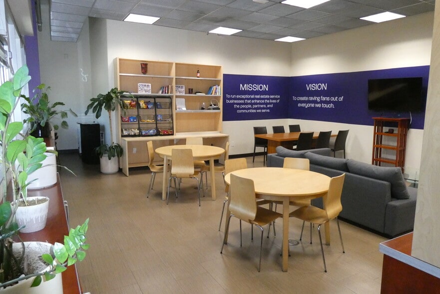 More Photos Of 6100-6120 San Fernando Rd, Glendale Office For Sale
