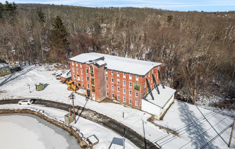 More Photos Of 190 W Main St, Millbury Warehouse For Sale