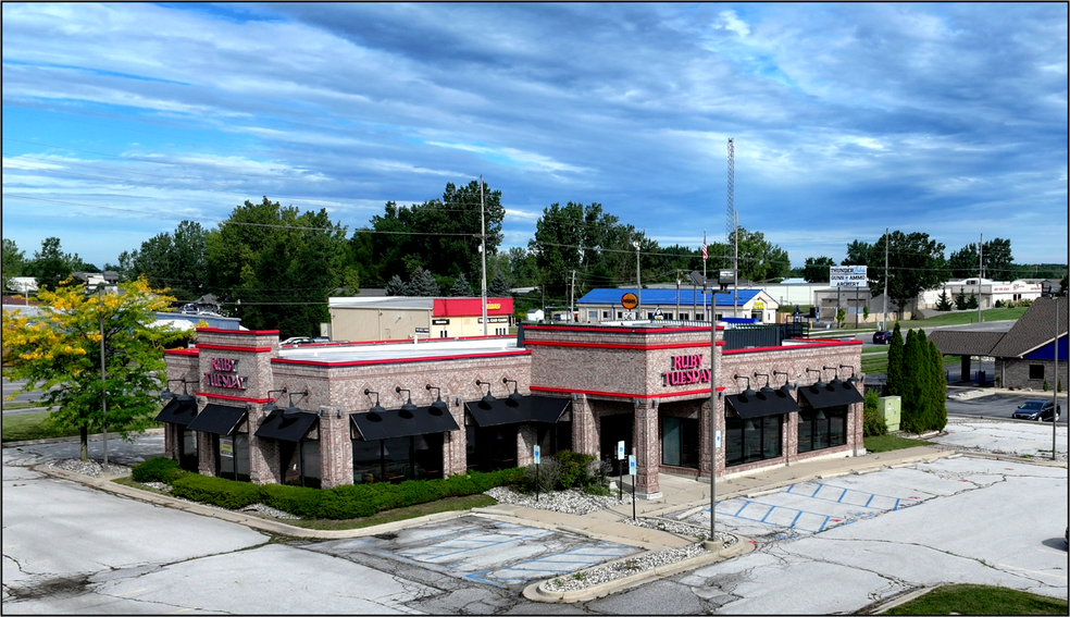 Primary Photo Of 2304 N Wayne St, Angola Restaurant For Lease