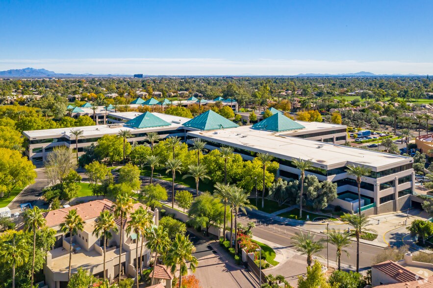 More Photos Of 8800 N Gainey Center Dr, Scottsdale Office For Lease