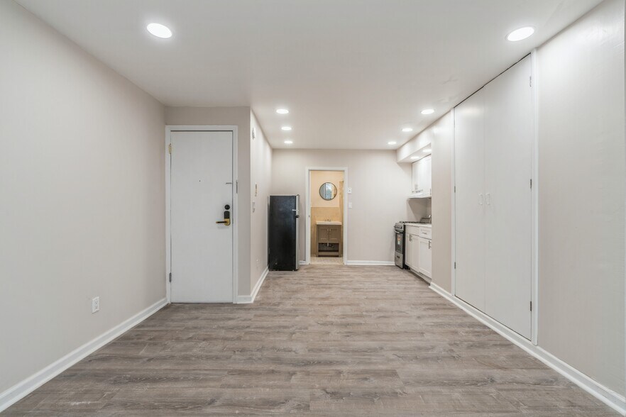 More Photos Of 40 Beacon Ave, Jersey City Apartments For Sale
