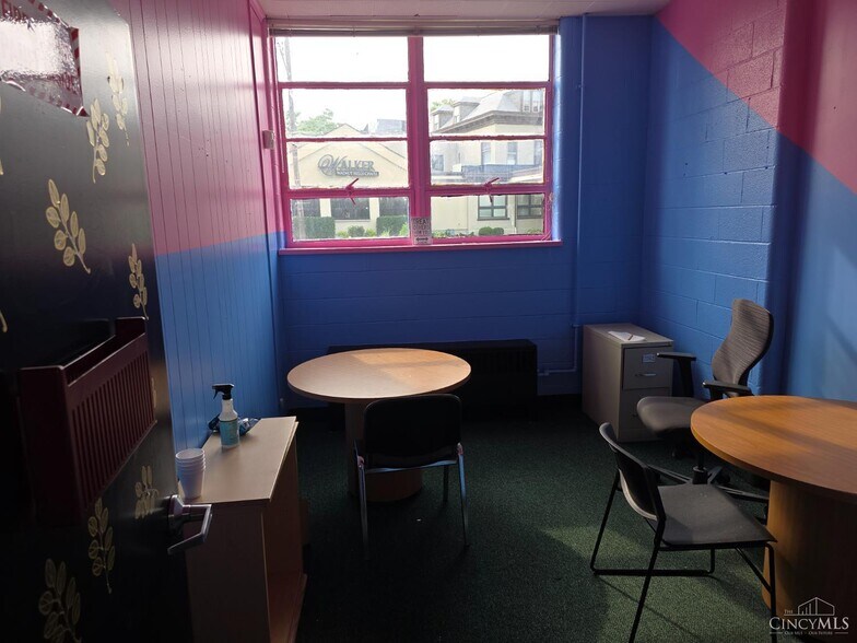 More Photos Of 2612 Gilbert Ave, Cincinnati Light Manufacturing For Sale