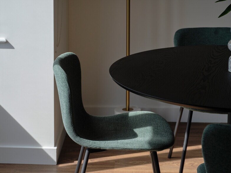 More Photos Of 12 Bryant St, London Apartments For Sale