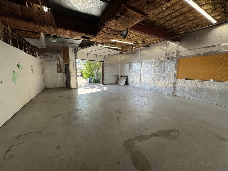 More Photos Of 1030 W Ellsworth Ave, Denver Distribution For Lease