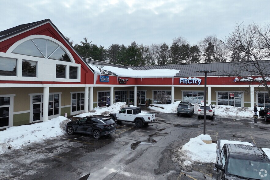 More Photos Of 959 State Route 9, Queensbury General Retail For Lease