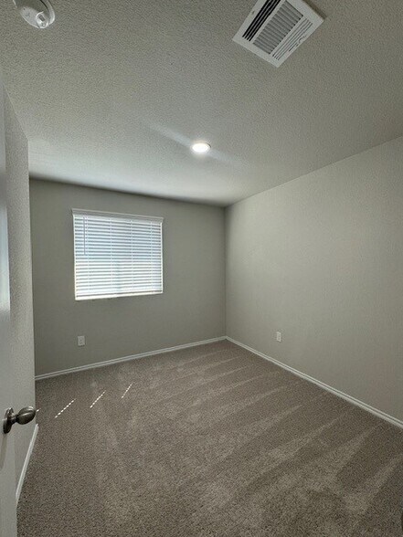 More Photos Of Ridgeview Heights, San Antonio Apartments For Sale