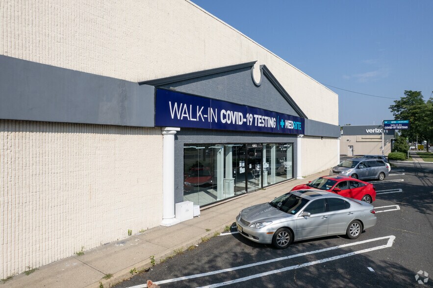More Photos Of 461 Route 17, Paramus Freestanding For Lease