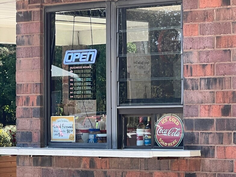 More Photos Of 440 W Main St, Lamoni Fast Food For Sale