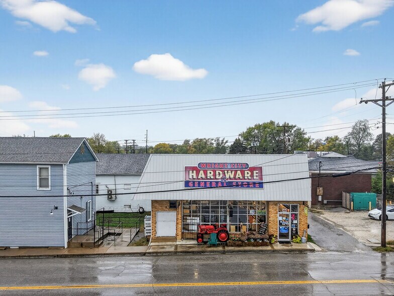 Primary Photo Of 103 W 2nd St N, Wright City General Retail For Sale