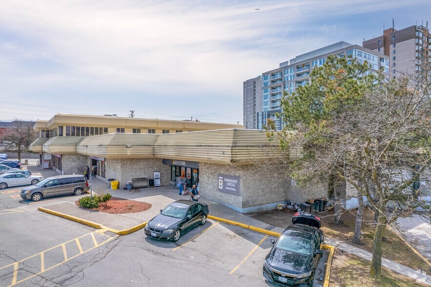 More Photos Of 1001 Sandhurst Cir, Toronto Storefront Retail Office For Lease