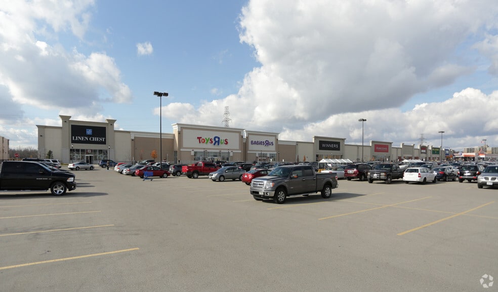 More Photos Of 3075 Wonderland Rd S, London General Retail For Lease