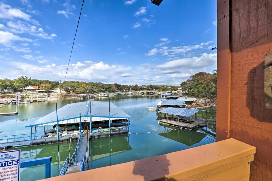 More Photos Of 180 Private Road 1735, Chico Marina For Sale