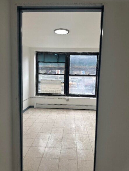 More Photos Of 8822 Roosevelt Ave, Jackson Heights Storefront Retail Office For Lease