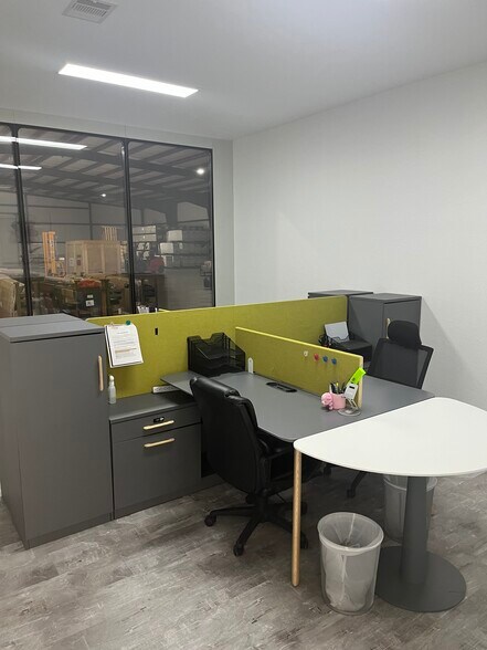 More Photos Of 8413 Calibration Court, College Station Warehouse For Lease