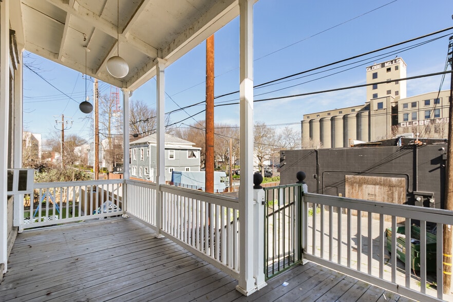 More Photos Of 1111-1123 D St, Sacramento Specialty For Sale