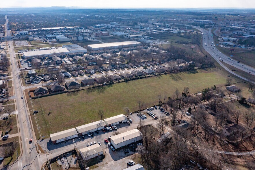 More Photos Of 522 S 40th St, Springdale Land For Sale