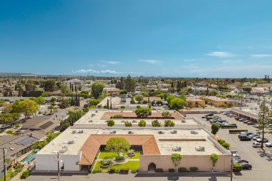More Photos Of 13362 Newport Ave, Tustin Unknown For Lease
