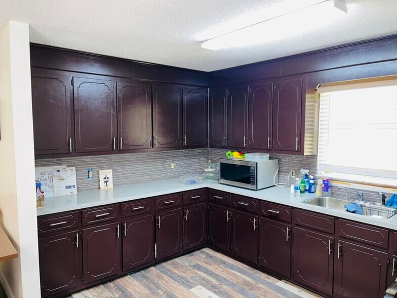 More Photos Of 301 W Main St, Stoneville Office For Sale