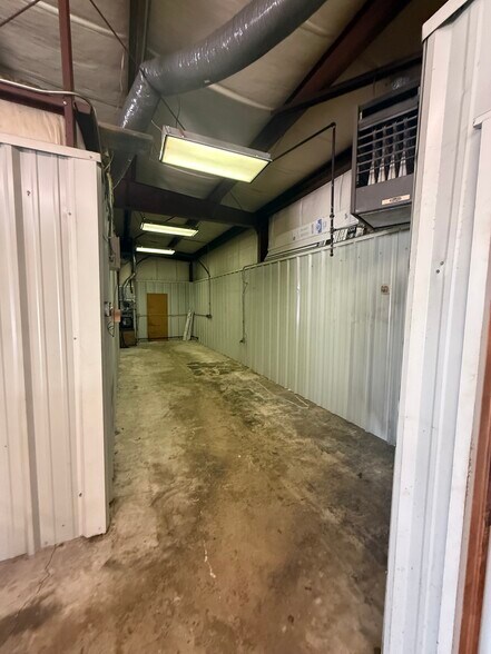 More Photos Of 542-544 Chestnut St, Skiatook Flex For Sale
