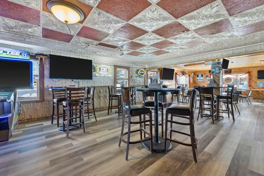 More Photos Of 165 Main St, Sullivan Restaurant For Sale