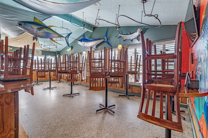 More Photos Of 108 Anastasia Blvd, Saint Augustine Restaurant For Sale