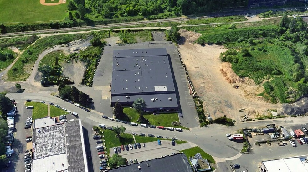 Primary Photo Of 13451 Damar Dr, Philadelphia Warehouse For Lease