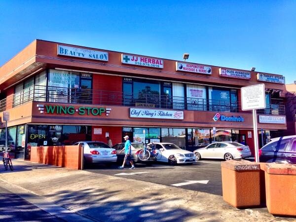 More Photos Of 12225-12251 Santa Monica Blvd, Los Angeles Storefront Retail Office For Lease