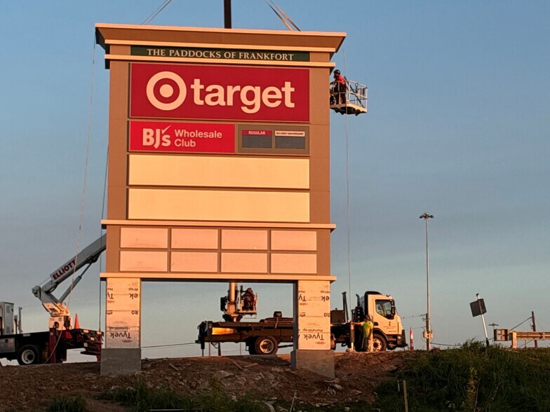 More Photos Of I-64 & U.S. 127 Hwy, Frankfort Land For Lease