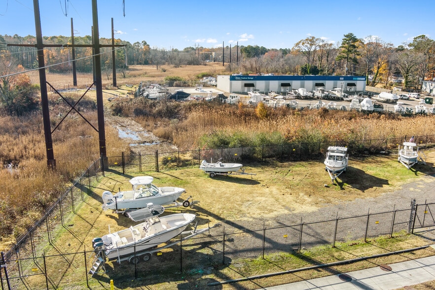 More Photos Of 1309 Virginia Beach Blvd, Virginia Beach Service For Sale