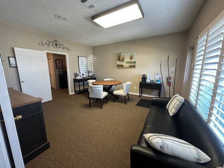 More Photos Of 2561 5th St, Ceres Funeral Home For Sale