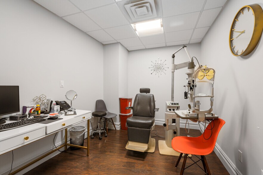 More Photos Of 9 Prospect Park W, Brooklyn Apartments For Sale