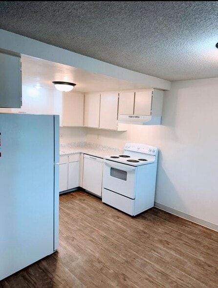 More Photos Of 350 Alder St, Central Point Apartments For Sale